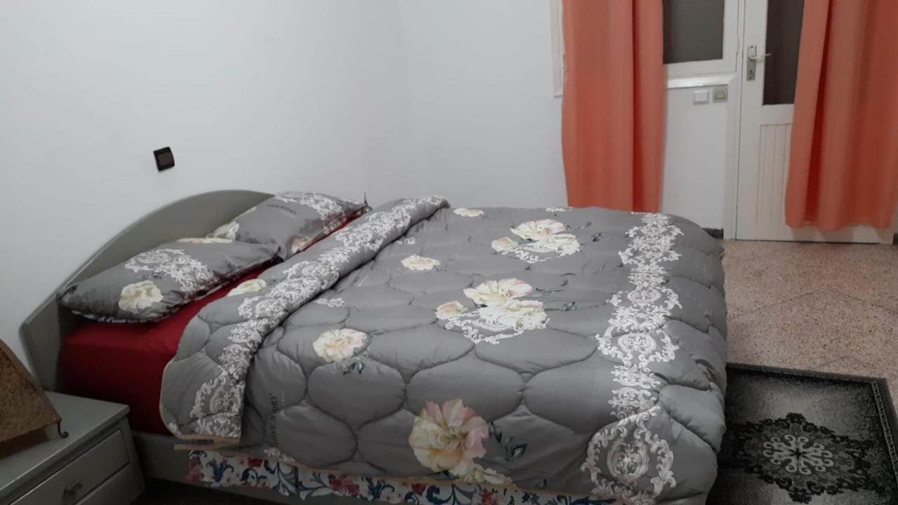 Appartement Lala Fatima เกนิตรา ภายนอก รูปภาพ